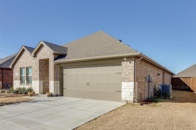 Building Photo - 125 Coyote Trl