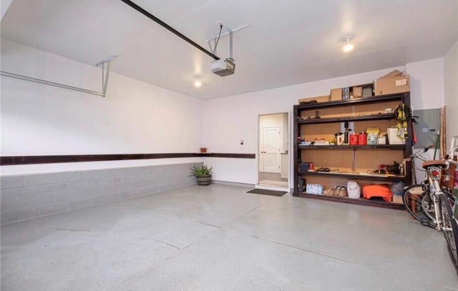 Building Photo - 509 Sailview Dr