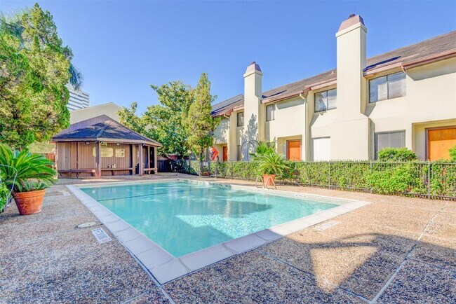 Building Photo - 2409 Bering Dr