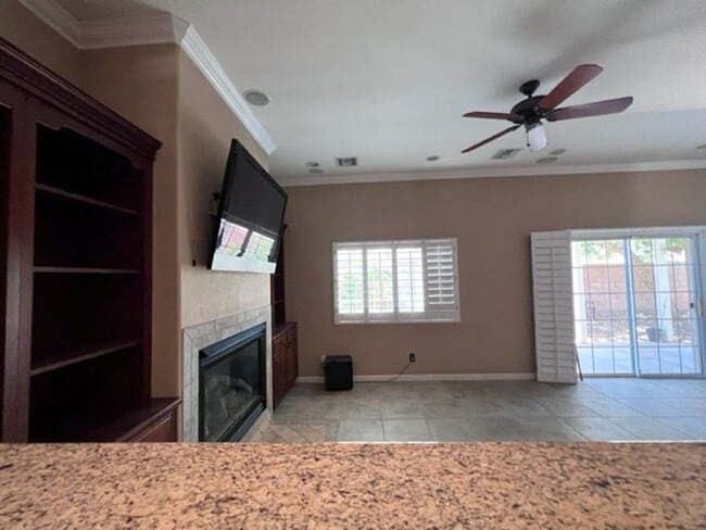 Building Photo - 3BR 2Ba Boat Deep Hightop Garage & Colorado River Views