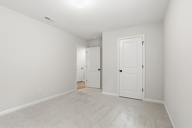 Building Photo - 3306 Campbell Dr
