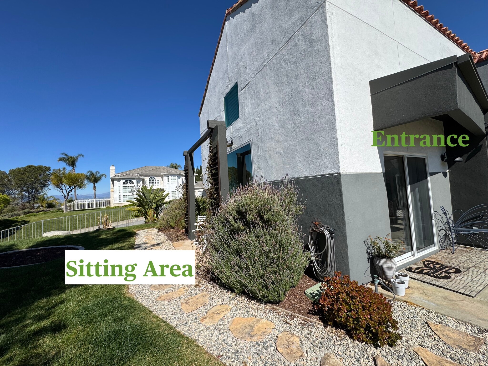 Building Photo - 22120 Rolling Ridge Dr