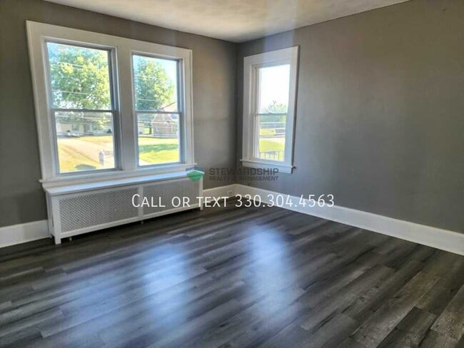 Building Photo - 12990 Lincoln Way W