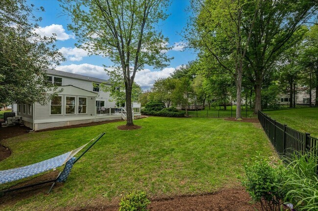 Building Photo - 11209 Maine Cove Dr