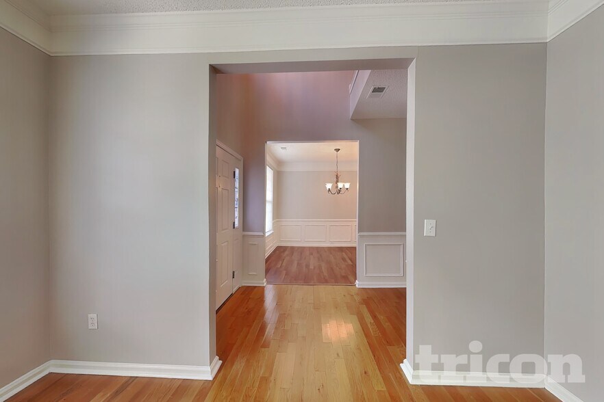 Building Photo - 206 Beltrees Dr