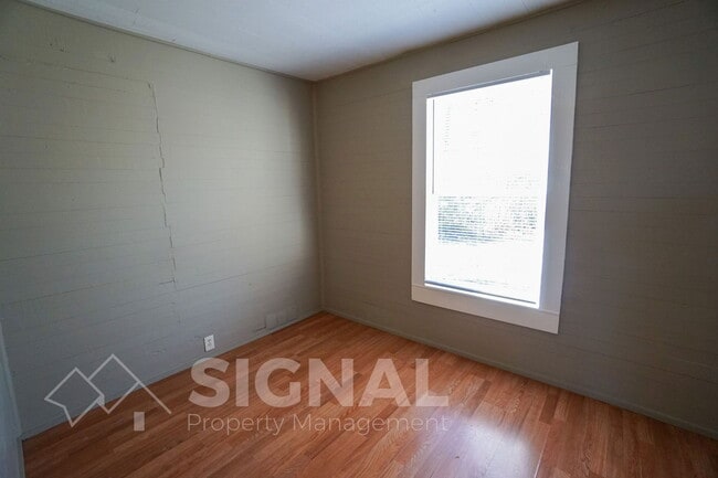 Building Photo - 7837 Churchill Dr