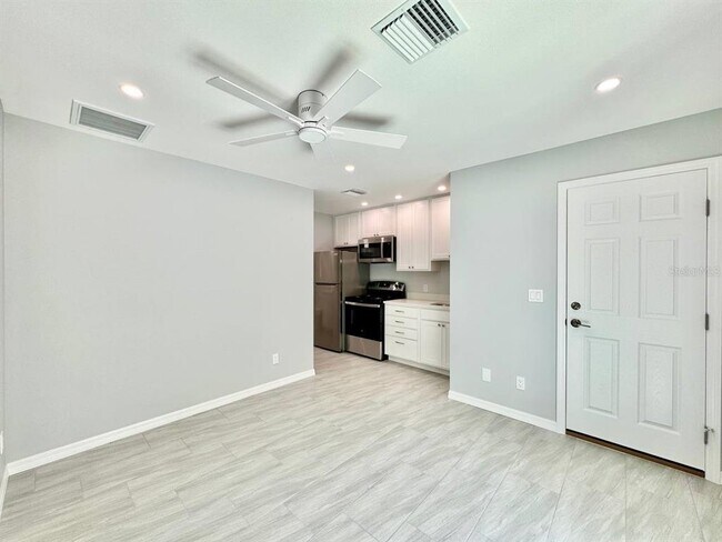 Building Photo - 4306 Porpoise Dr