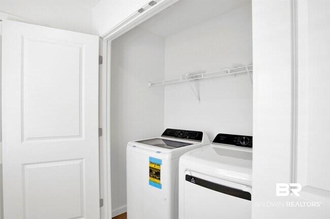 Building Photo - 15417 Furlong Loop