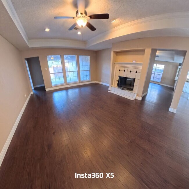 Building Photo - 1454 Cromwell Ct