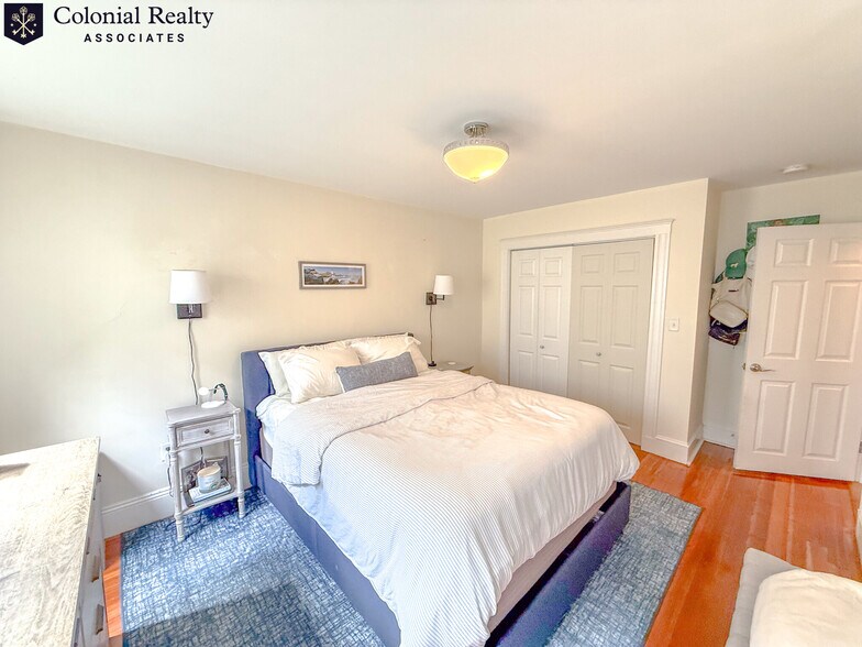 Building Photo - 81 Putnam St