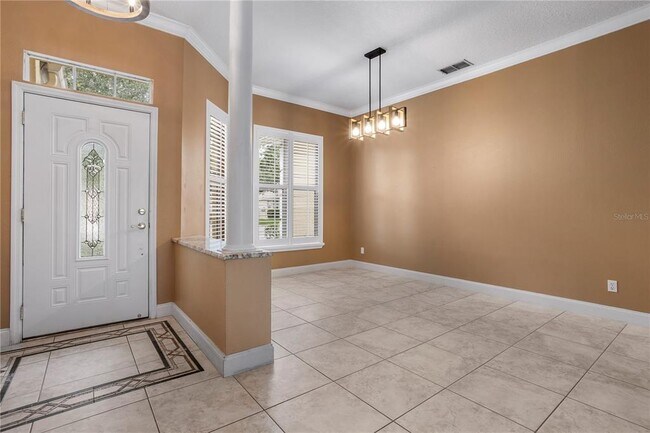 Building Photo - 1393 Stanfield Cove
