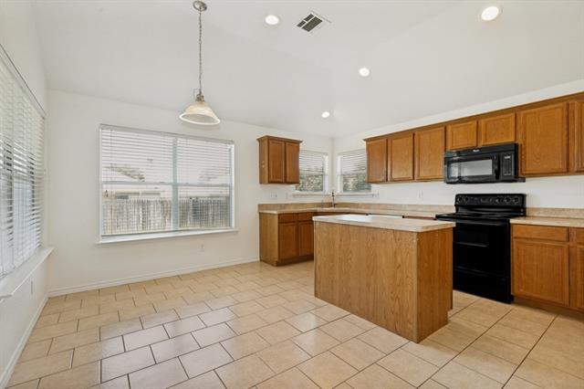 Building Photo - 900 San Felipe Trail