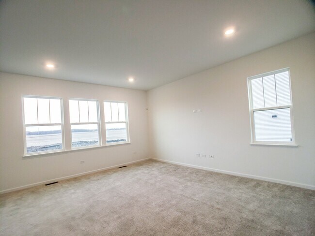 Building Photo - 11490 Thomas St