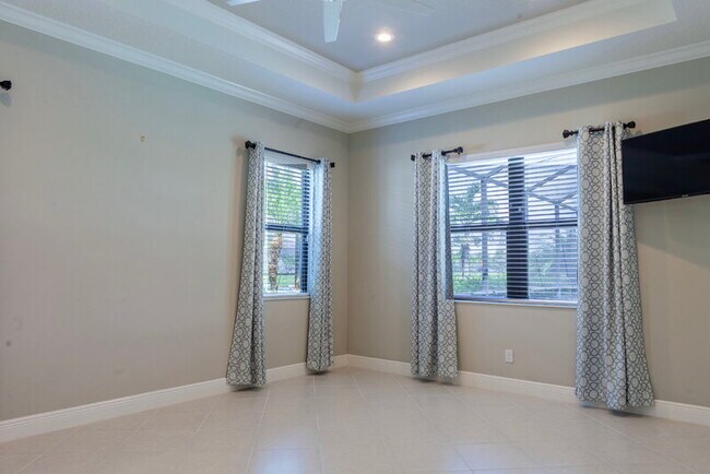 Building Photo - 13927 Old Creek Ct