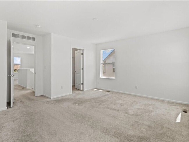 Building Photo - 6248 Dapplegray St
