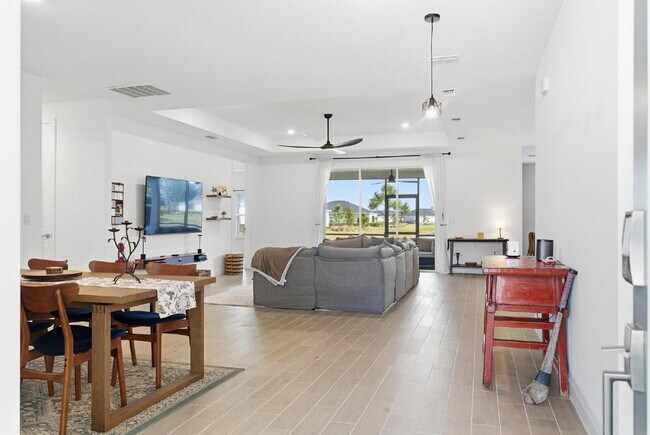 Building Photo - Wexford Reserve