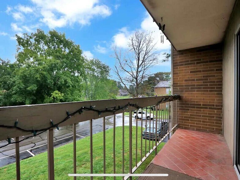 Building Photo - 8532 Madrid Ct