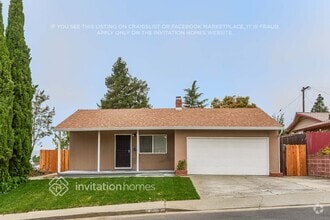 Building Photo - 500 Baywood Dr