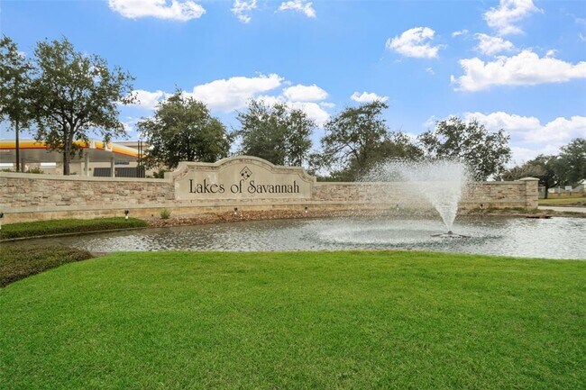 Building Photo - 13909 Stonewood Ct