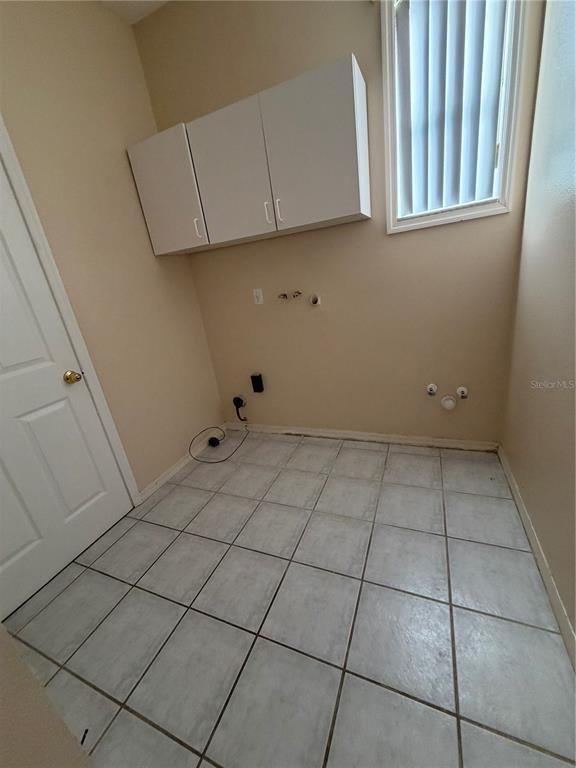 Building Photo - 12685 Enclave Dr
