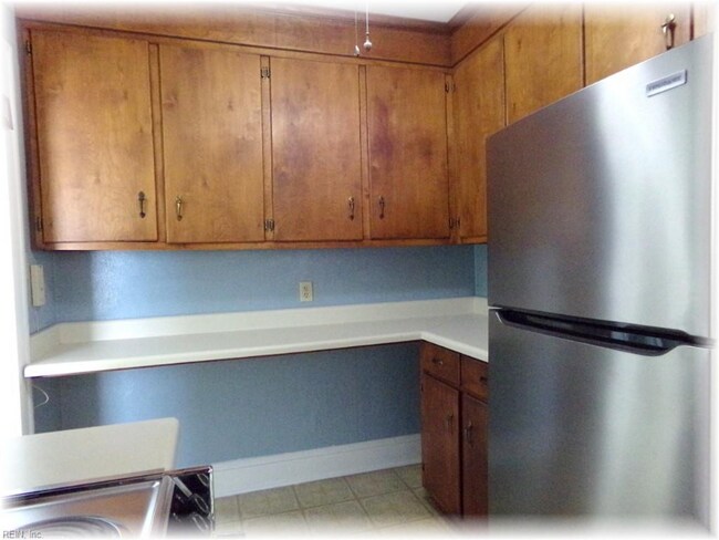 Building Photo - 106 Algonquin Rd