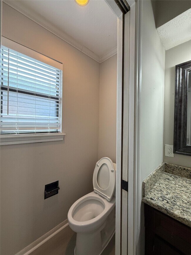Building Photo - 1042 Cascade Creek Dr