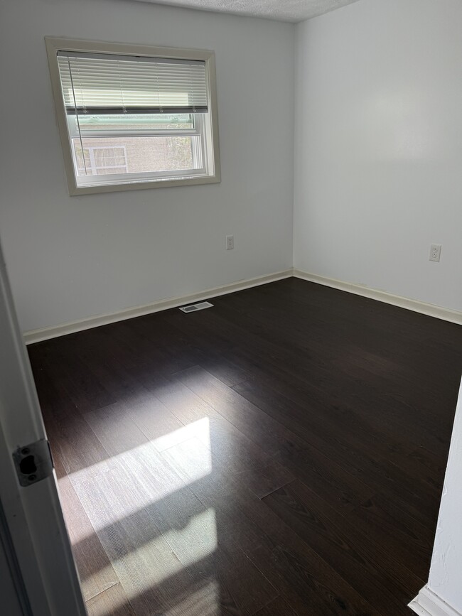 Bedroom2 - 7550 Eagle Rock Dr