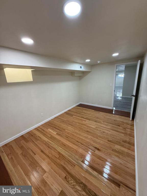 Building Photo - 5502 Master St