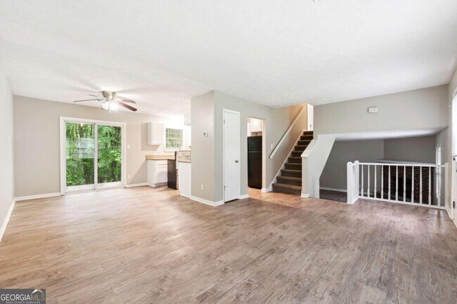 Building Photo - 4326 Dogwood Farms Dr