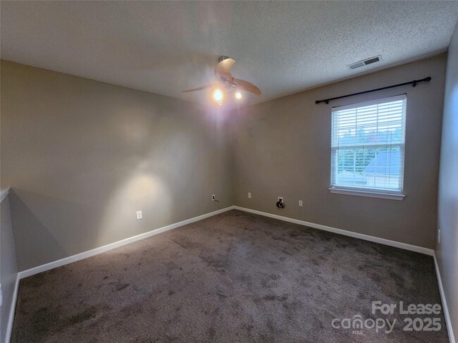 Building Photo - 6830 Babbling Brook Ln