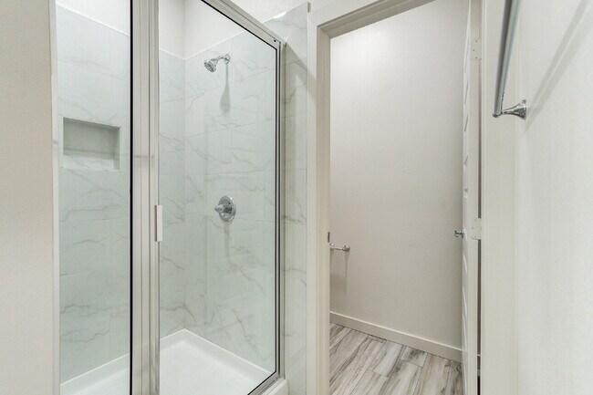 Building Photo - Brand new townhomes in Frenship East!