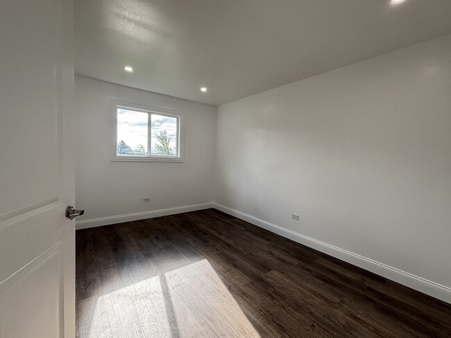 Building Photo - 3523 Jacqueline Dr