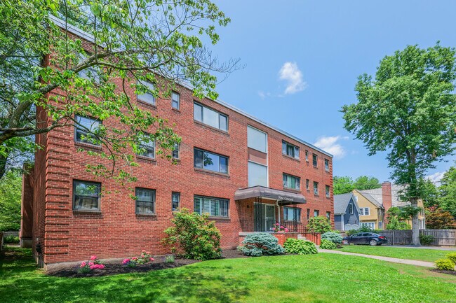 Building Photo - 9 Concord St