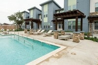 Building Photo - 11641 Leopard St