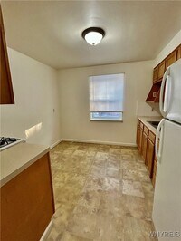 Building Photo - 23 Latona Ct