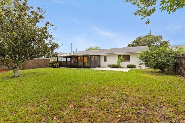 Building Photo - 1353 Wildwood Ct