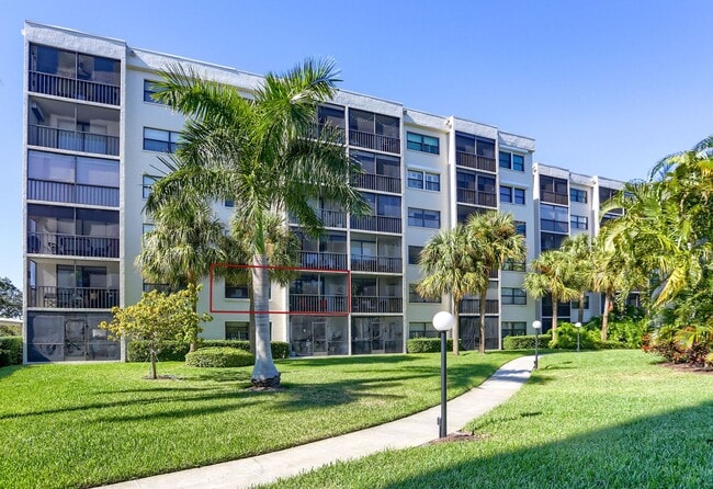 Primary Photo - 2/2 UNFURNISHED Condo in Pasadena Cove. Ne...