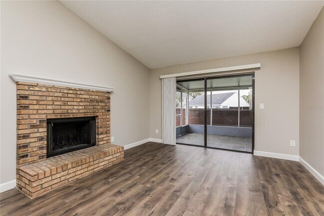 Building Photo - 616 Charing Cross Ct