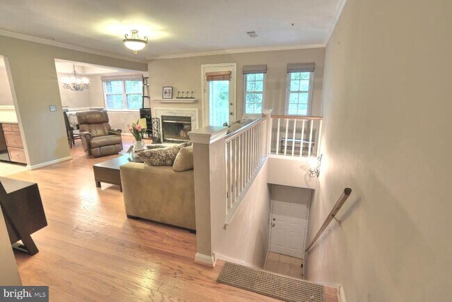 Building Photo - 5704 Chapman Mill Dr