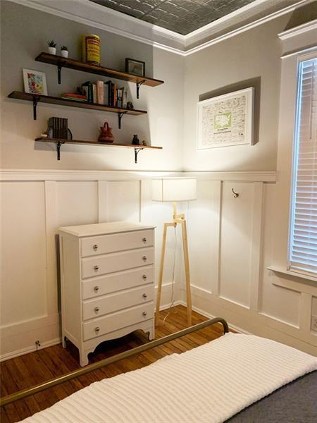 Building Photo - 1229 Euclid Ave NE