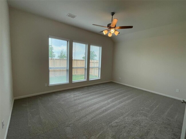 Building Photo - 115 Savory Saute Dr