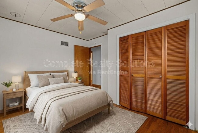 Building Photo - 10044 Pepper Ln