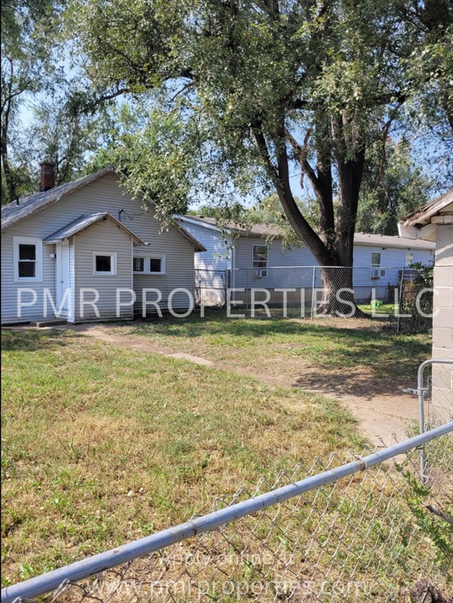 Building Photo - 1 Bedroom/ 1 Bathroom House