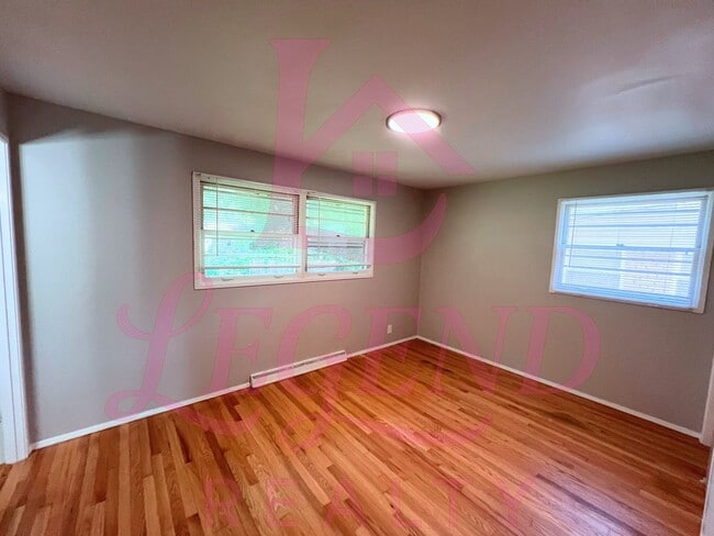 Building Photo - Spacious & Charming 3-Bedroom, 2-Bath Home...