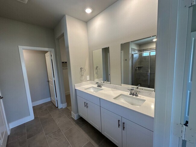 Building Photo - 1410 Old Stead Dr