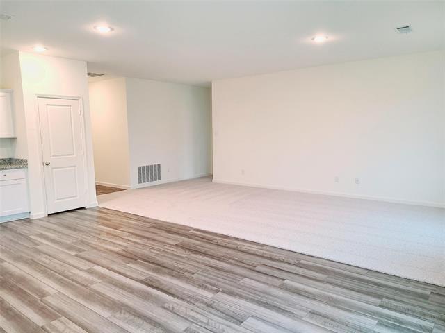 Building Photo - 1308 Fleckman Dr