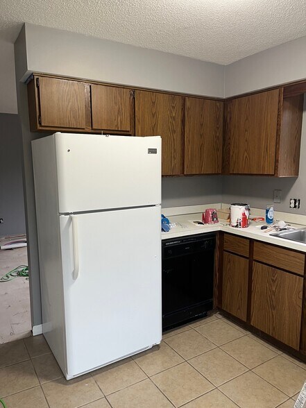 Building Photo - 1312 Illinois Dr