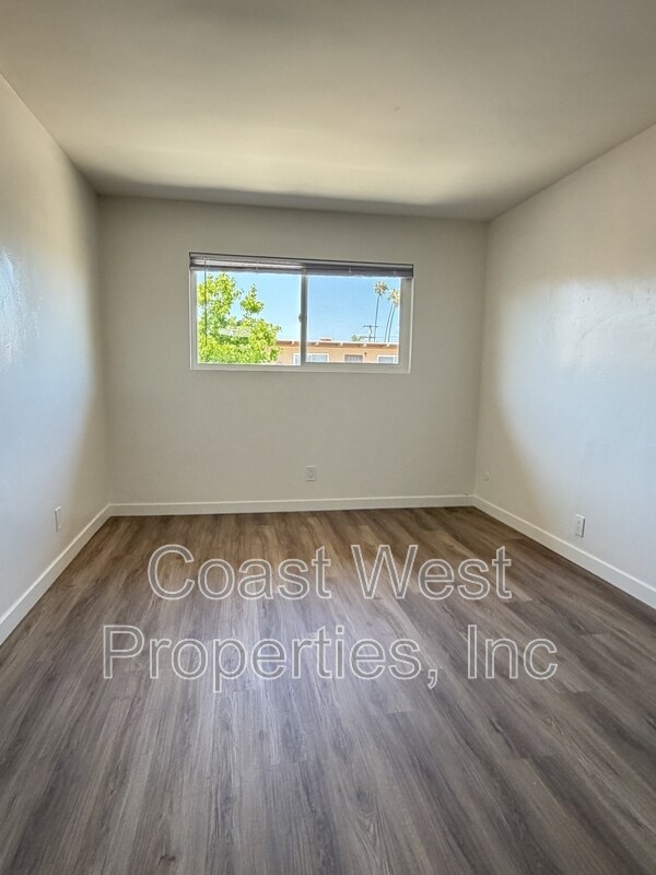 Building Photo - 816 S Orange Ave