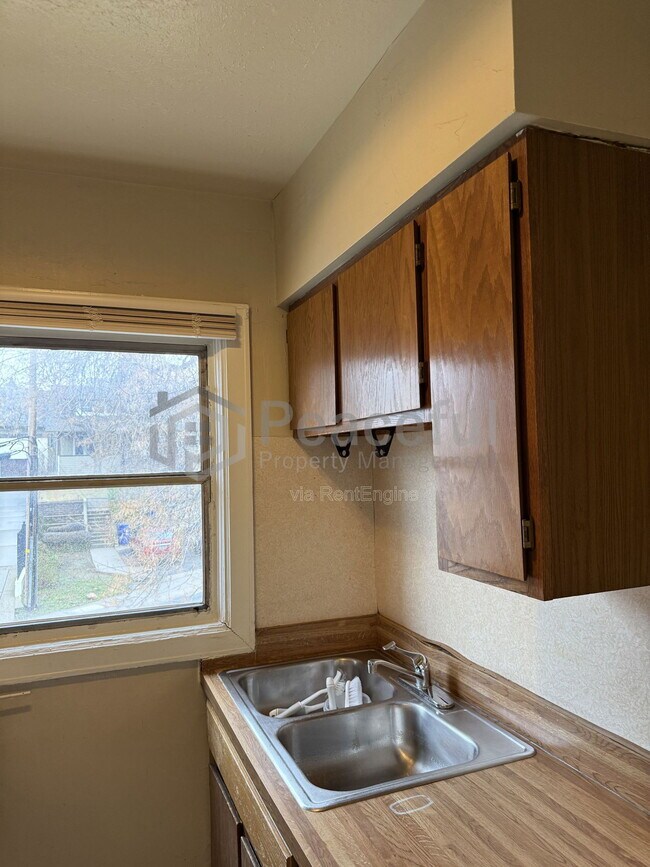 Building Photo - 417 Wall St