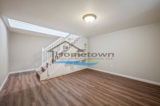 Building Photo - 4 Bedroom 2 Bath Home with 2-Car Detached Garage Available in Hayden, Idaho!